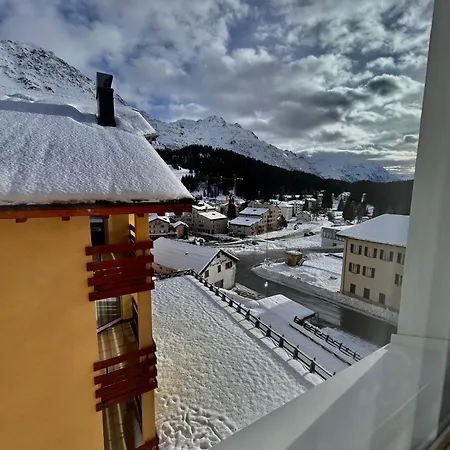 Hotel-aparthotel Apartahotel