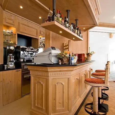 Hotel-aparthotel Apartahotel