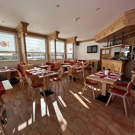 Hotel-aparthotel 3*